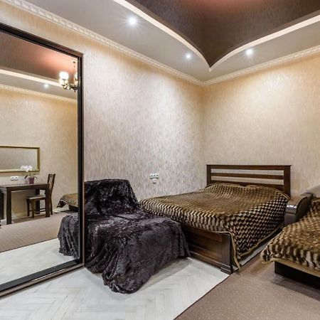 Apartments Stepana Bandery Lviv Exterior photo