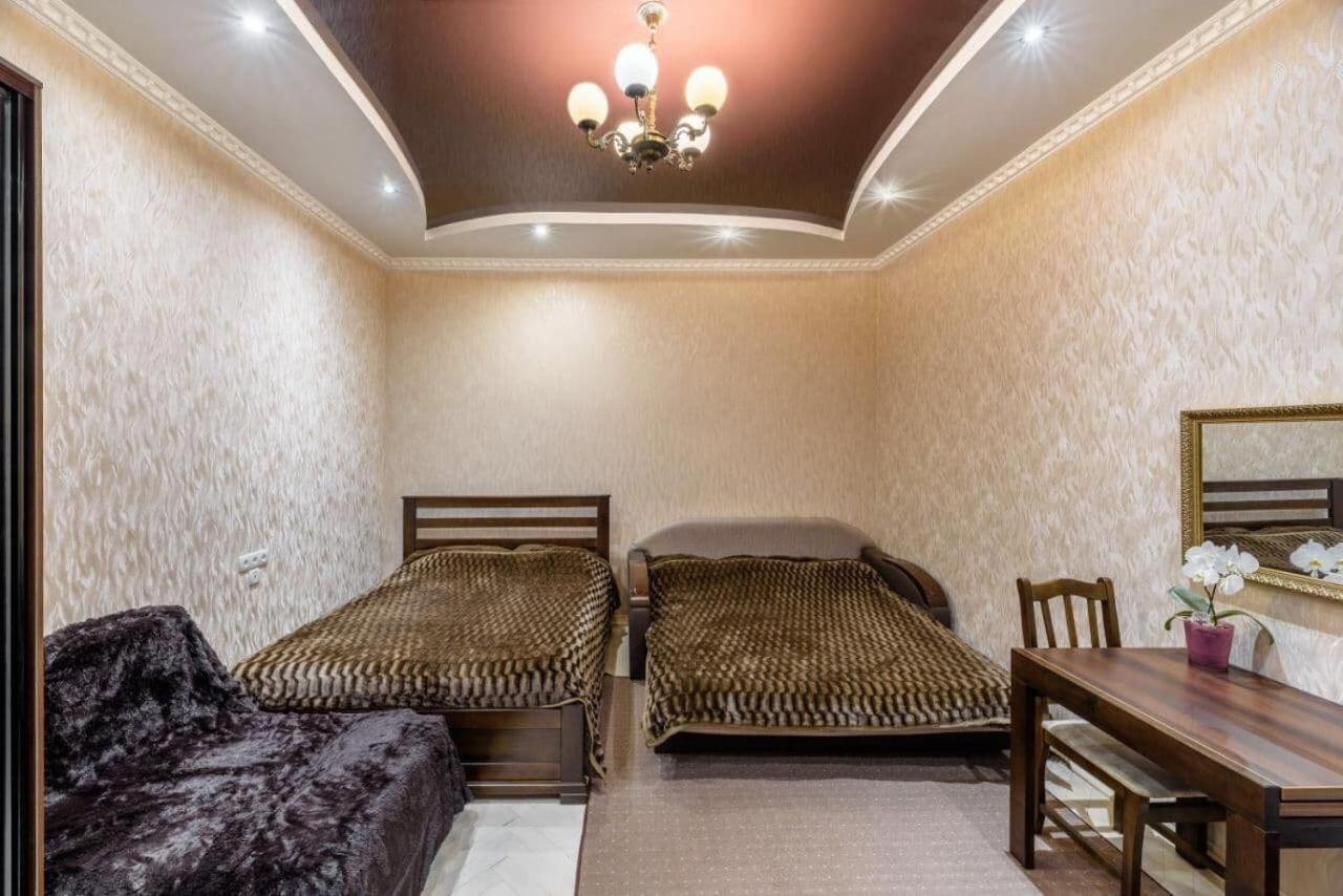 Apartments Stepana Bandery Lviv Exterior photo